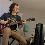 Cours de guitare pour débutants à domicile et/ou chez moi dans le 13e arrondissement de Paris et aux alentours (matériel fourni)